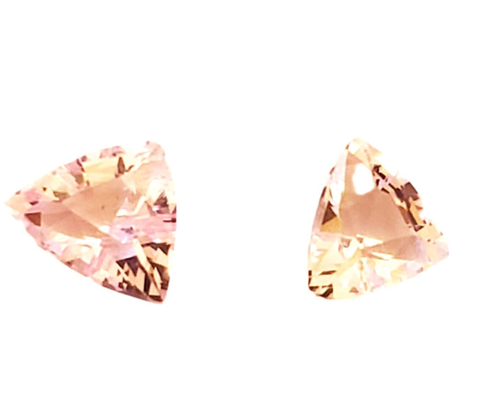 Morganite Gem -mix  2.63 carats, mix Trillion cut.Untreated. #DA200043